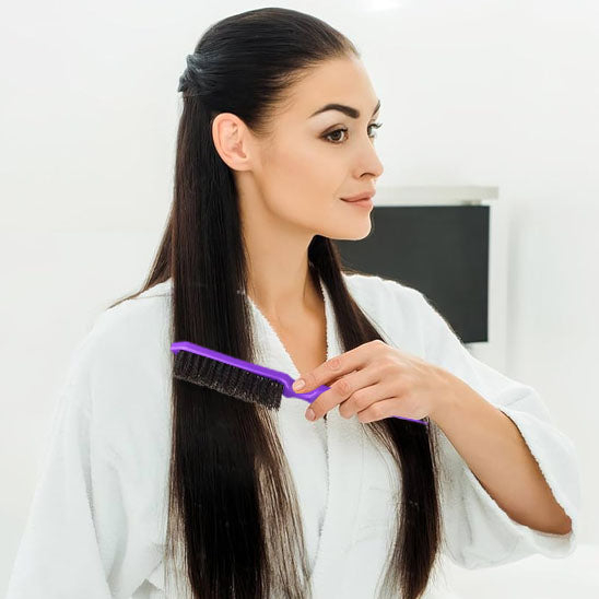 brosse a cheveux modele mauve femme
