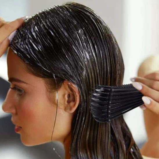 brosse a cheveux rose femme